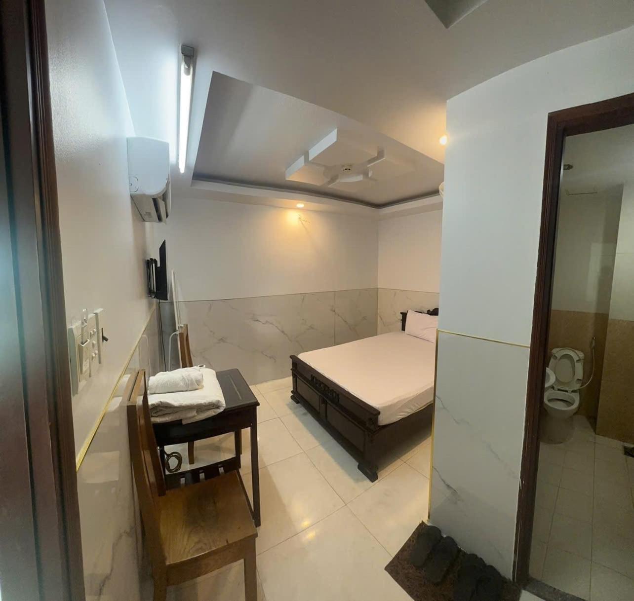 Hotel Anh Phuong II Ho Chi Minh City Exterior photo